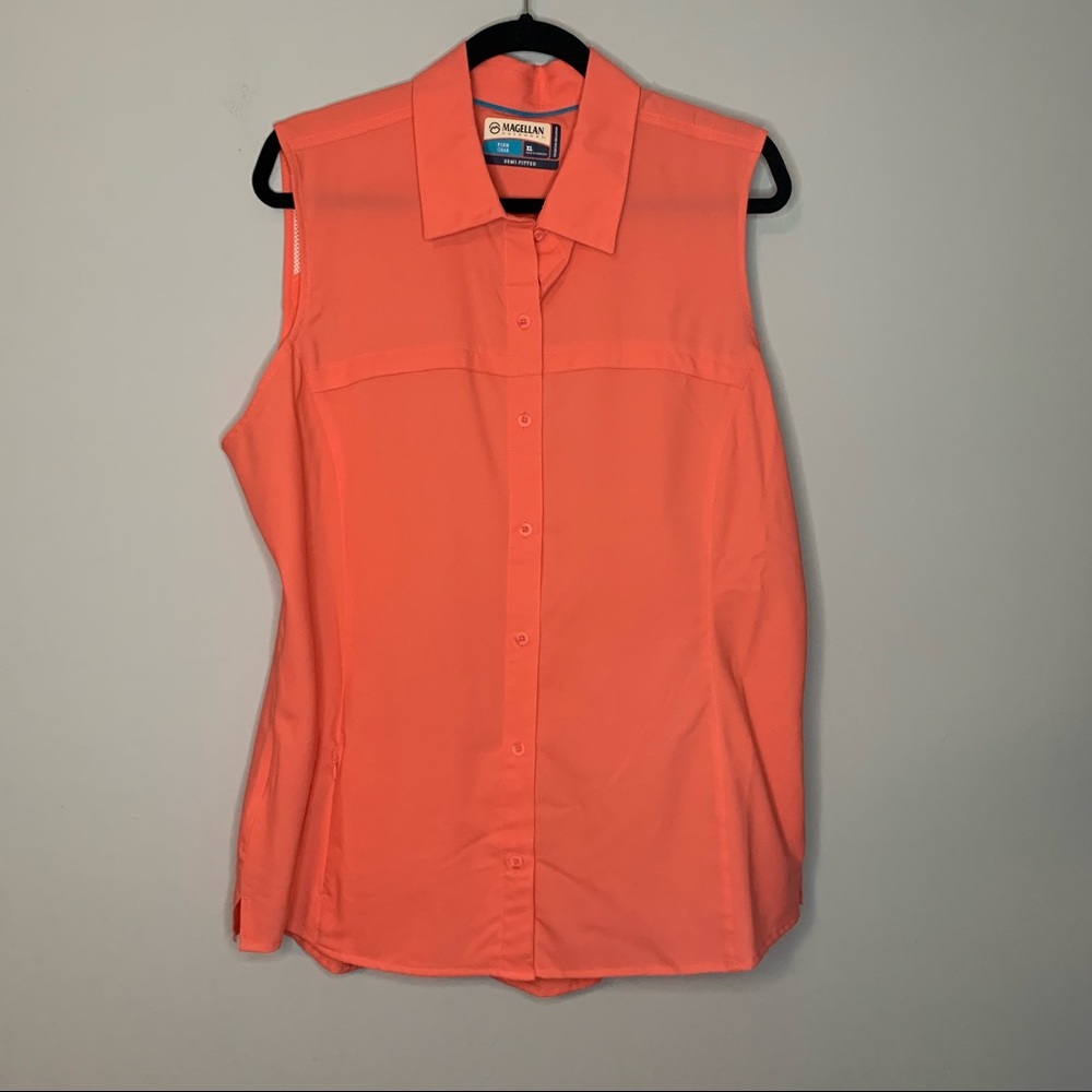 Women’s Magellan orange sleeveless semi-fitted button up fishing shirt size XL